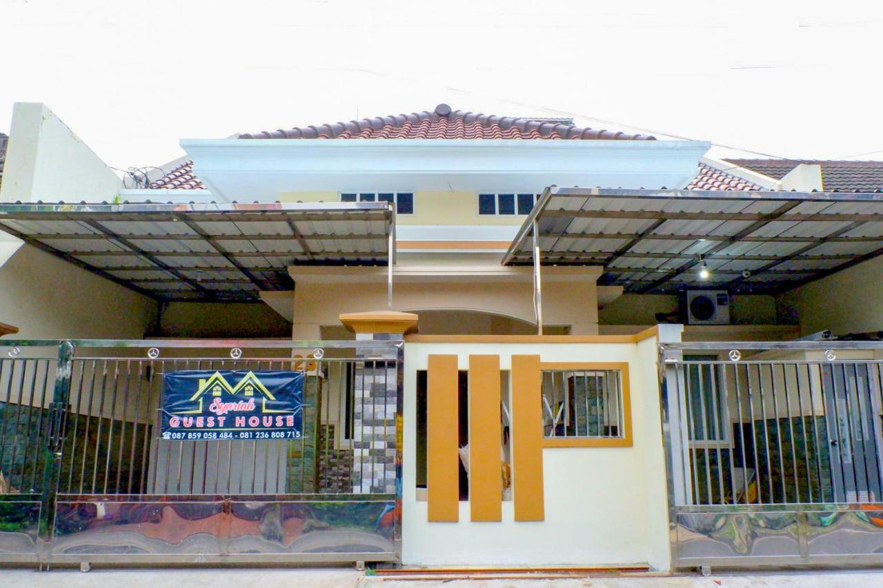 OYO 314 Emas 23 Guest House Syariah Malang Exterior foto